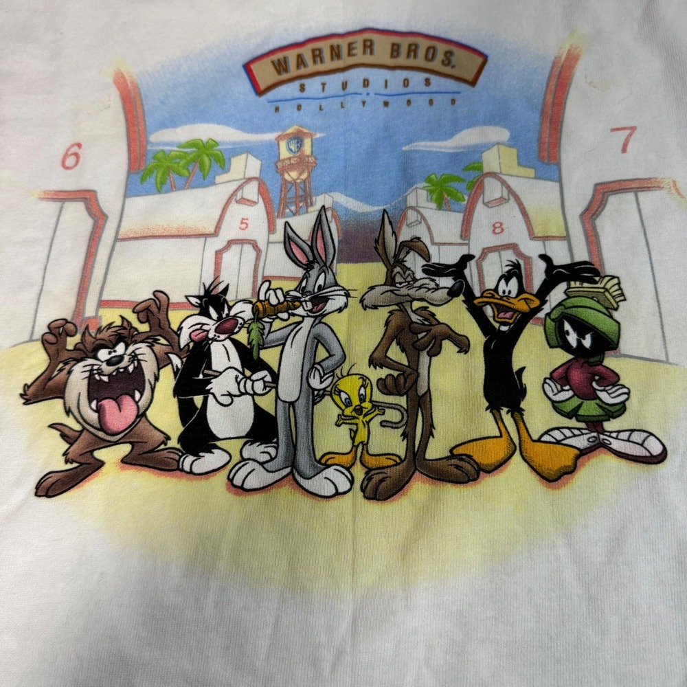 Vintage Warner Bros Studio Store Looney Tunes T-Shirt White M/L NWT 90s